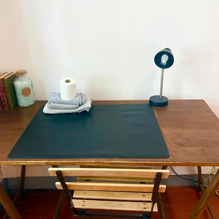 Room, קרקסון